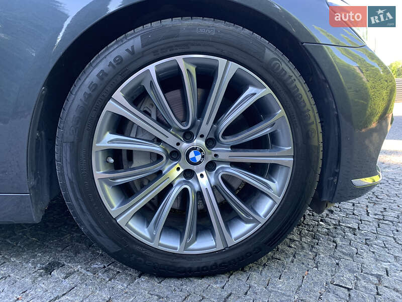 Седан BMW 7 Series 2015 в Кицмани