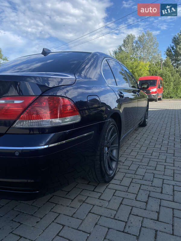 Седан BMW 7 Series 2006 в Львові
