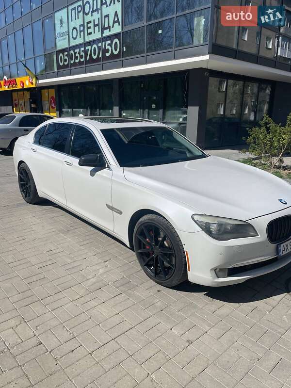 BMW 7 Series 2012