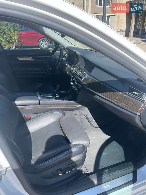 Седан BMW 7 Series 2012 в Івано-Франківську фото 20 Седан BMW 7 Series 2012 в Івано-Франківську