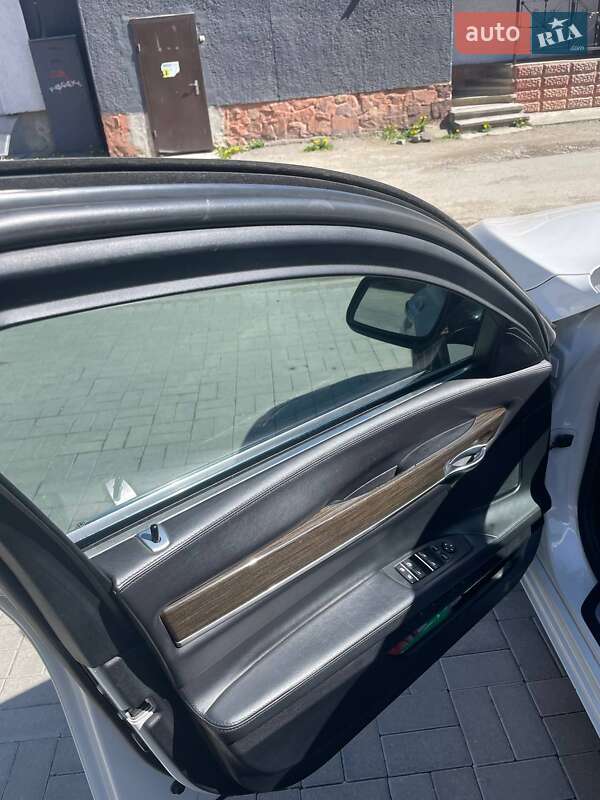 Седан BMW 7 Series 2012 в Івано-Франківську фото 24 Седан BMW 7 Series 2012 в Івано-Франківську