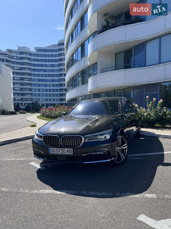 Седан BMW 7 Series 2015 в Одессе фото 47 Седан BMW 7 Series 2015 в Одессе