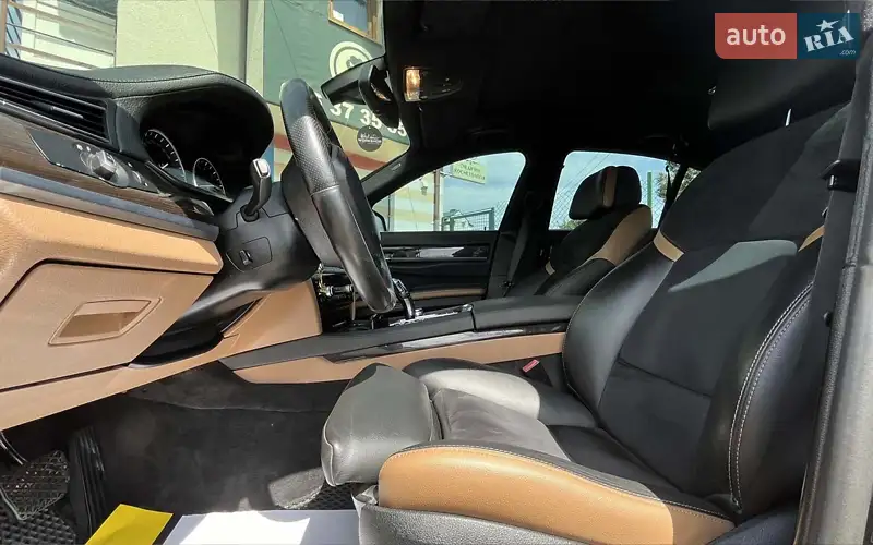 BMW 7 Series 2010