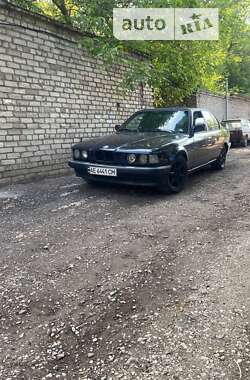 Седан BMW 7 Series 1990 в Запорожье