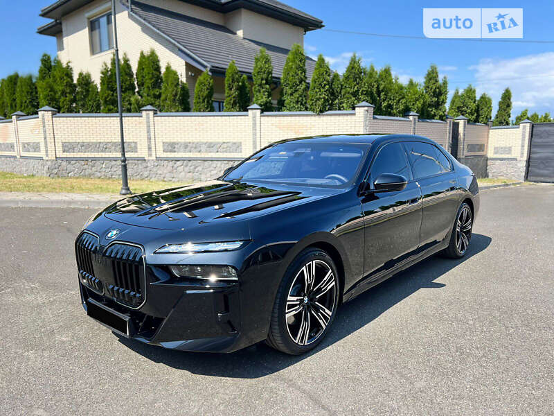 Седан BMW 7 Series 2024 в Києві