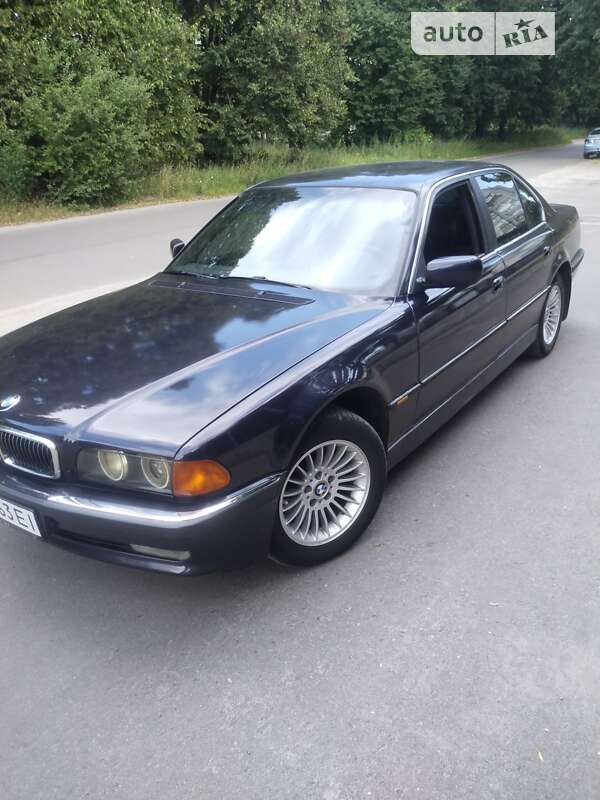 Седан BMW 7 Series 1996 в Сумах