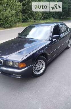 Седан BMW 7 Series 1996 в Сумах