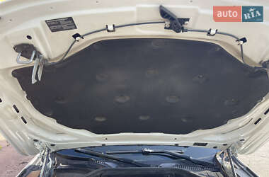 Седан BMW 7 Series 2011 в 