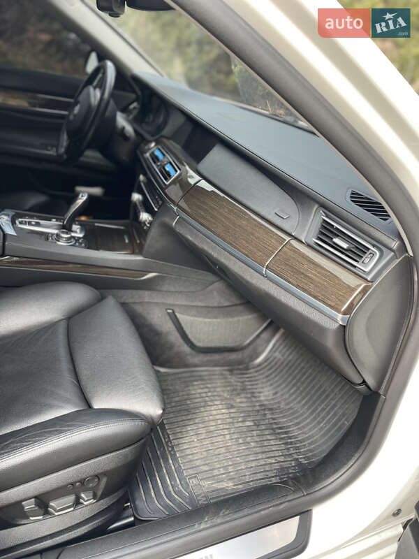 Седан BMW 7 Series 2011 в Полтаве фото 44 Седан BMW 7 Series 2011 в Полтаве