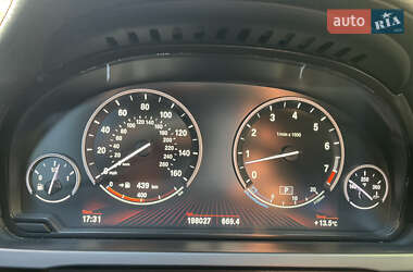 Седан BMW 7 Series 2011 в 