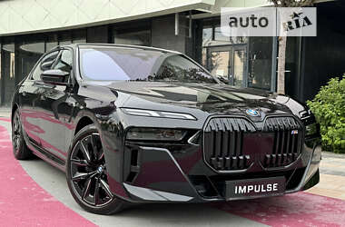 Седан BMW 7 Series 2024 в 