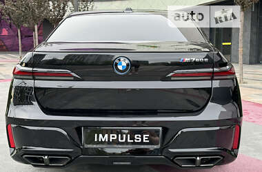 Седан BMW 7 Series 2024 в 