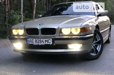 Седан BMW 7 Series 1998 в Нетешине