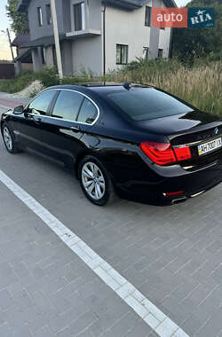 Седан BMW 7 Series 2009 в Львове