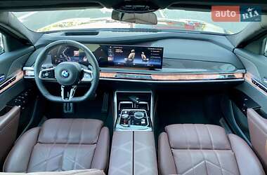 Седан BMW 7 Series 2023 в Києві