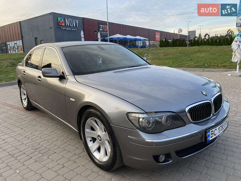 Седан BMW 7 Series 2005 в Новом Роздоле