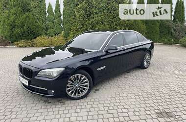 Седан BMW 7 Series 2011 в Львові