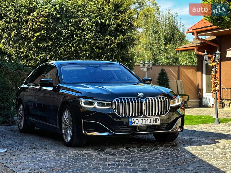 Седан BMW 7 Series 2020 в Мукачево