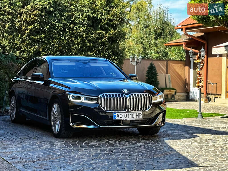 Седан BMW 7 Series 2020 в Мукачево