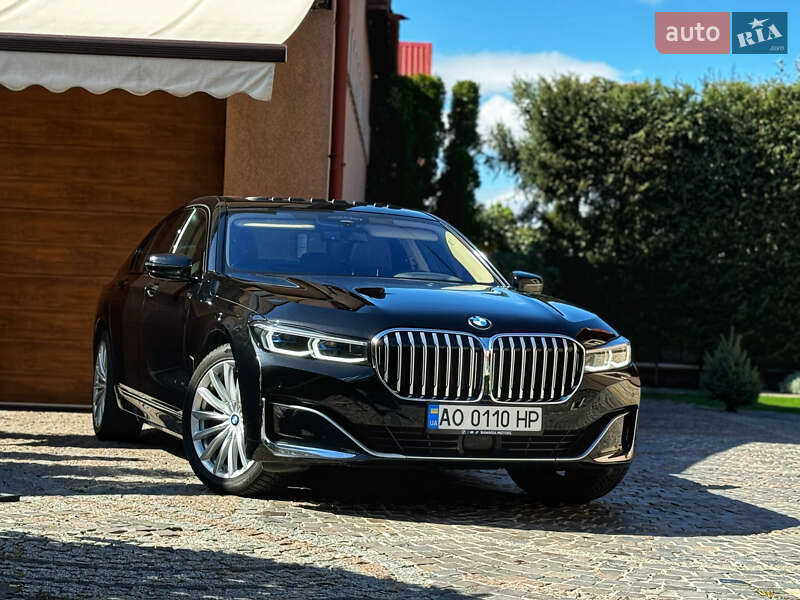 Седан BMW 7 Series 2020 в Мукачево