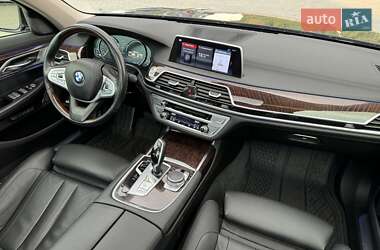 Седан BMW 7 Series 2016 в Ровно