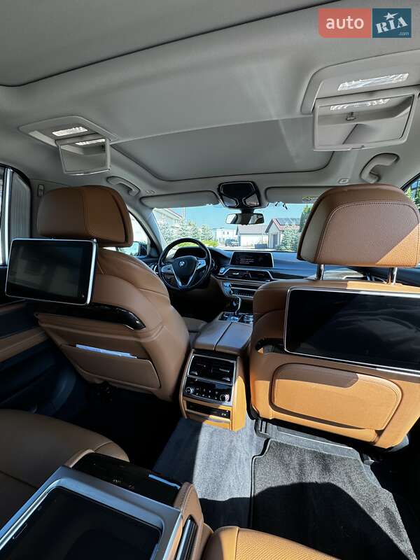 Седан BMW 7 Series 2015 в Києві фото 25 Седан BMW 7 Series 2015 в Києві