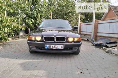 Седан BMW 7 Series 2000 в Вінниці