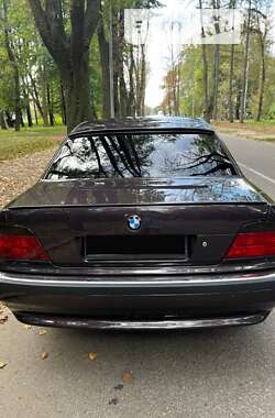 Седан BMW 7 Series 1995 в Черновцах