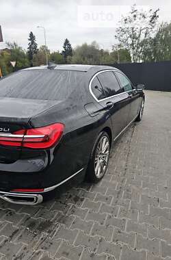 Седан BMW 7 Series 2017 в Львові