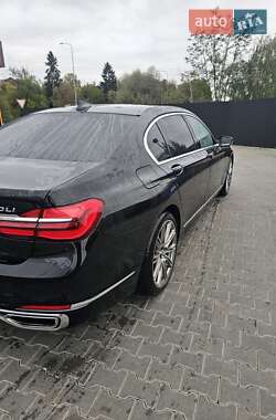 Седан BMW 7 Series 2017 в Львові