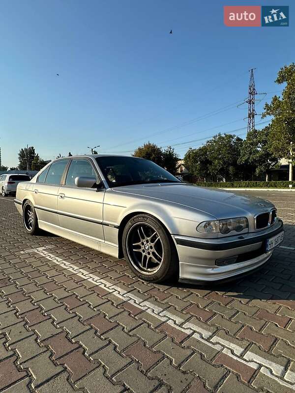 Седан BMW 7 Series 1999 в Одессе
