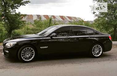 Седан BMW 7 Series 2010 в Кривому Розі