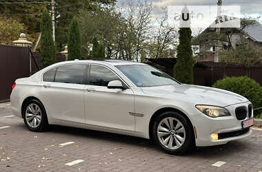 Седан BMW 7 Series 2011 в Косове