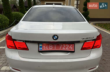 Седан BMW 7 Series 2011 в Косові