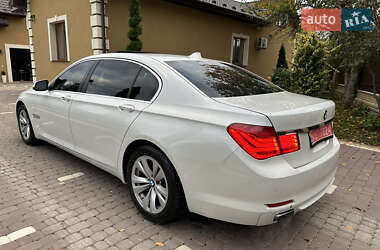 Седан BMW 7 Series 2011 в Косові