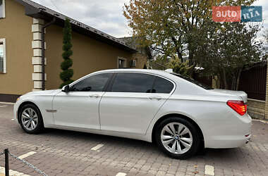 Седан BMW 7 Series 2011 в Косові