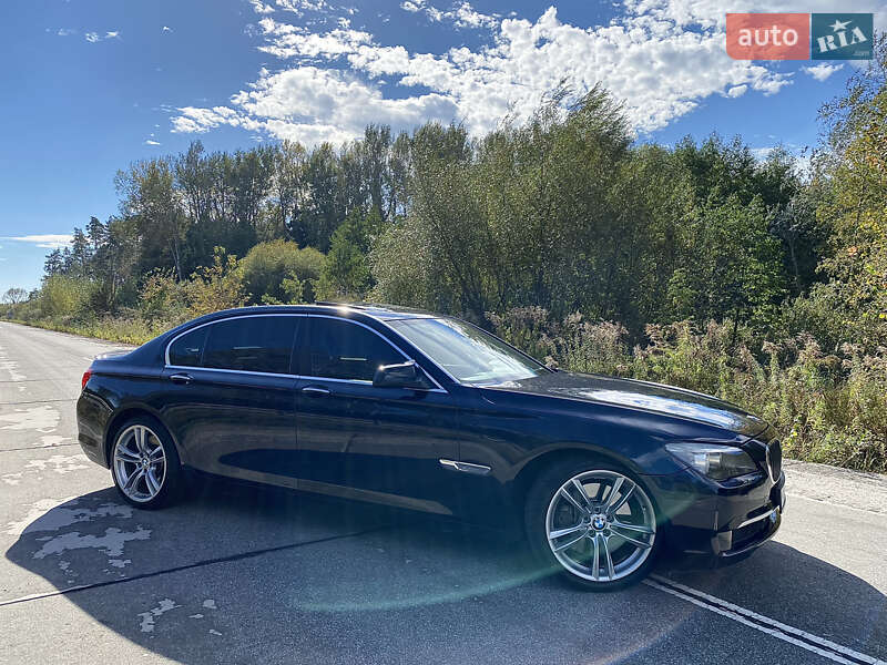 Седан BMW 7 Series 2010 в Житомире