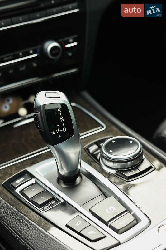 Седан BMW 7 Series 2012 в Одессе