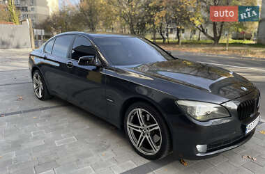 Седан BMW 7 Series 2010 в Мукачевому