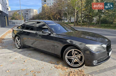 Седан BMW 7 Series 2010 в Мукачево