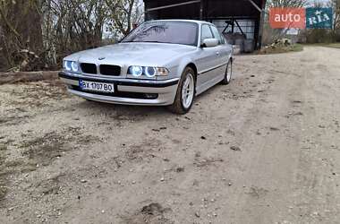 Седан BMW 7 Series 2001 в 