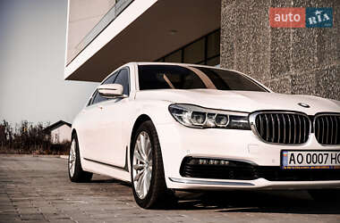 Седан BMW 7 Series 2016 в 