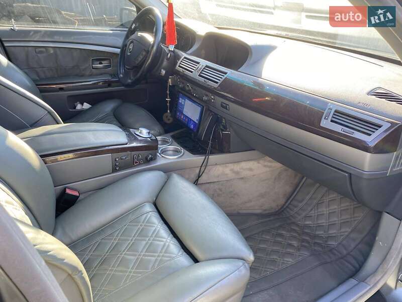 Седан BMW 7 Series 2002 в Немирові