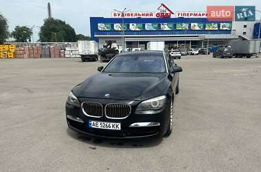 Седан BMW 7 Series 2010 в Дніпрі