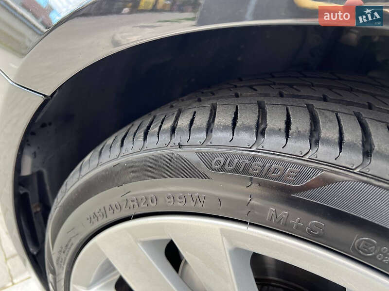 Седан BMW 7 Series 2015 в Львове