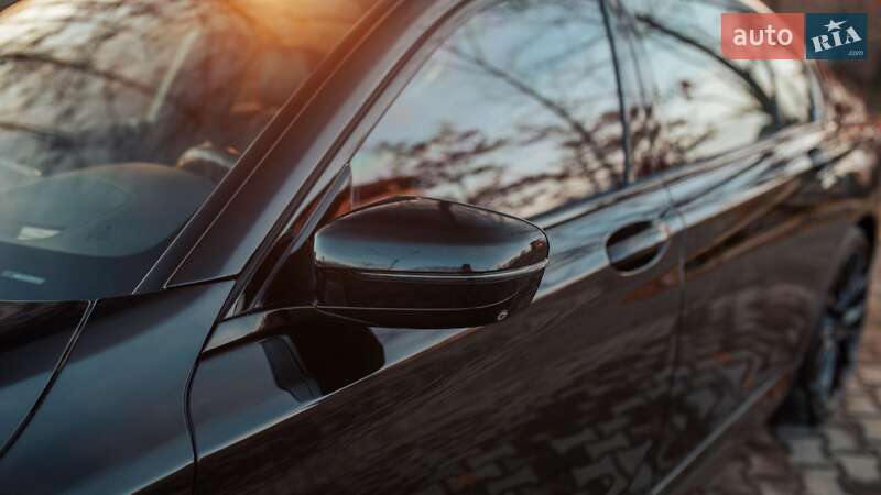 Седан BMW 7 Series 2021 в Чернівцях