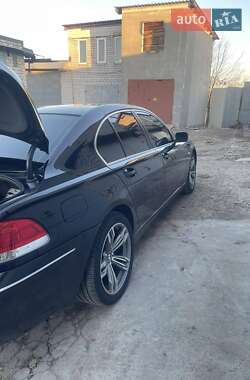 Седан BMW 7 Series 2007 в 