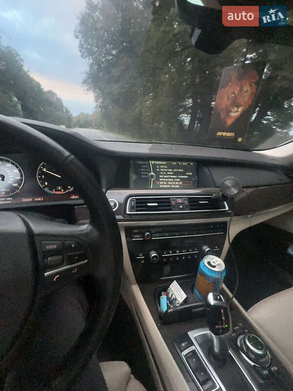 Седан BMW 7 Series 2010 в Хмельницком фото 27 Седан BMW 7 Series 2010 в Хмельницком