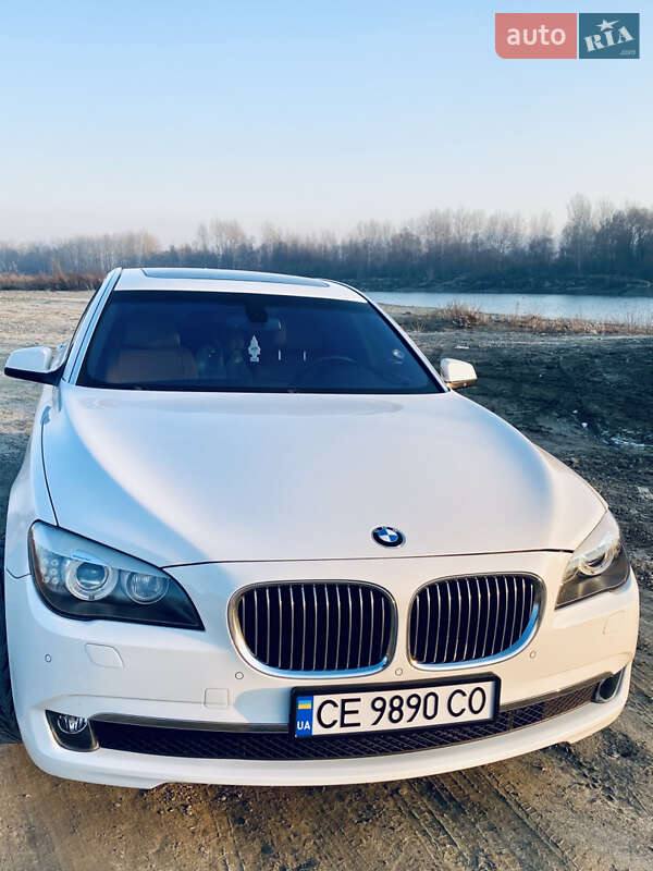 Седан BMW 7 Series 2011 в Черновцах