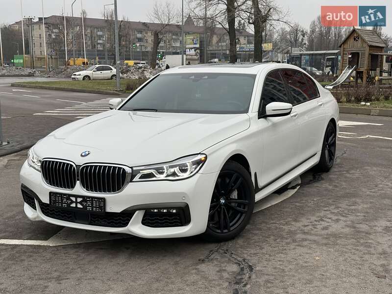 Седан BMW 7 Series 2018 в Києві